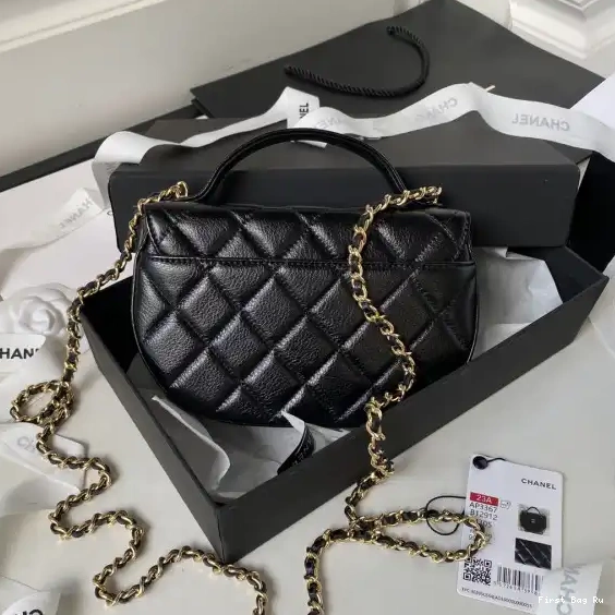 First Bag Ru WITH CHANEL CHANELUTCH CHAIN 0618